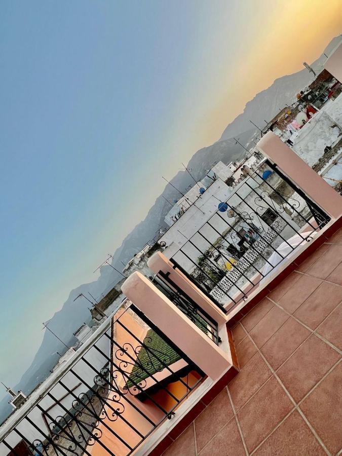 Riad Dar Hanae เทโทอัน ภายนอก รูปภาพ