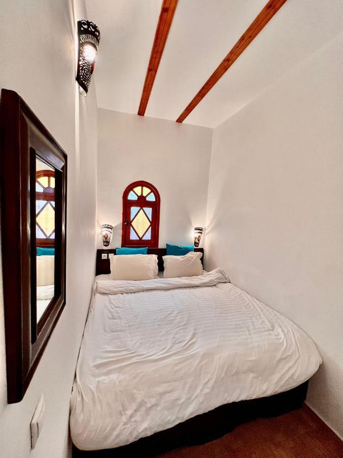 Riad Dar Hanae เทโทอัน ภายนอก รูปภาพ